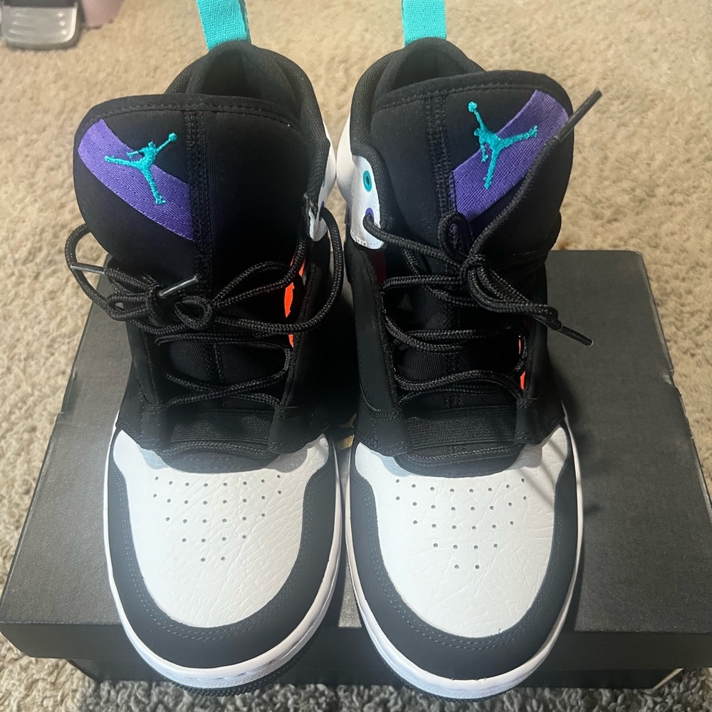Air Jordan Fadeaway basketball shoes AO1328-035 US8, Eur 41, 26 cm